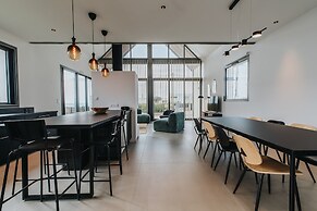 Architect-designed Villa With sea View