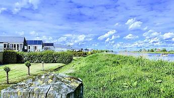 2 Holiday Homes Opposite to Each Other