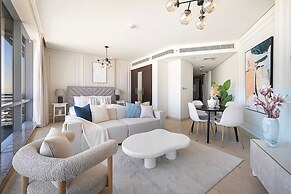 Silkhaus Chic Studio in Difc Pool Gym