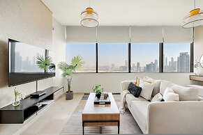 Silkhaus Comfy Studio in Sky Gardens Difc Views