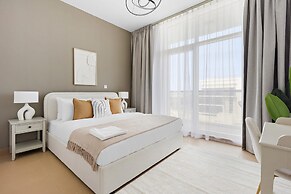 Silkhaus 1BR Orchid in Al Rayyana Balcony