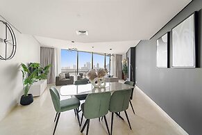 Silkhaus Exclusive 2bdr in Difc Sky Gardens