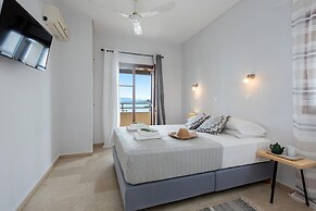 Hotel Barbati - Poolside Gem With Sea Views