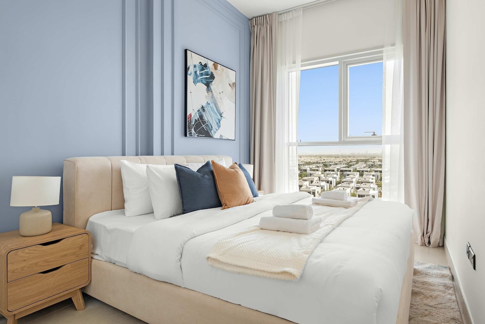 Silkhaus Stylish 2bdr Emaar Tower Near Mall