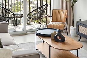 Silkhaus Stylish 2bdr Emaar Tower Near Mall