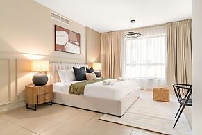 Silkhaus Elite 3BR Maid Room at Murjan in JBR