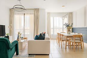 Silkhaus Elite 3BR Maid Room at Murjan in JBR