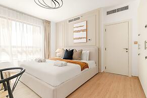 Silkhaus Elite 3BR Maid Room at Murjan in JBR