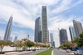 Silkhaus Luxurious 1BR Downtown Burj Royale