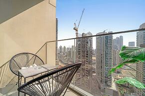 Silkhaus Luxurious 1BR Downtown Burj Royale