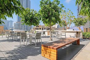 Silkhaus Luxurious 1BR Downtown Burj Royale