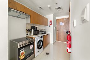 Silkhaus Holiday Studio Stay in Julphar Tower