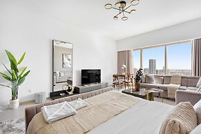 Silkhaus Gate Tower Luxurious Studio w City View