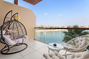 Silkhaus Cozy Seashore Studio in Palm Jumeirah