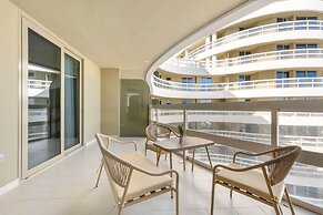 Silkhaus 1BR Maid Saadiyat Beach Access