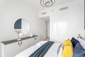Silkhaus Stylish 2BR Downtown Views II Emaar