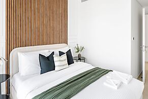 Silkhaus Stylish 2BR Downtown Views II Emaar