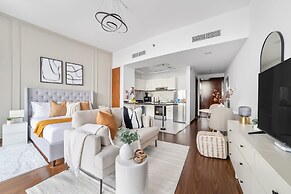 Silkhaus New Studio Binghatti Pearl in DSO