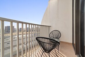 Silkhaus Modern Studio Binghatti Pearl