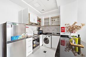 Silkhaus Modern Studio Binghatti Pearl