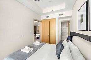 Silkhaus Stylish 2bdr in Aykon Tower