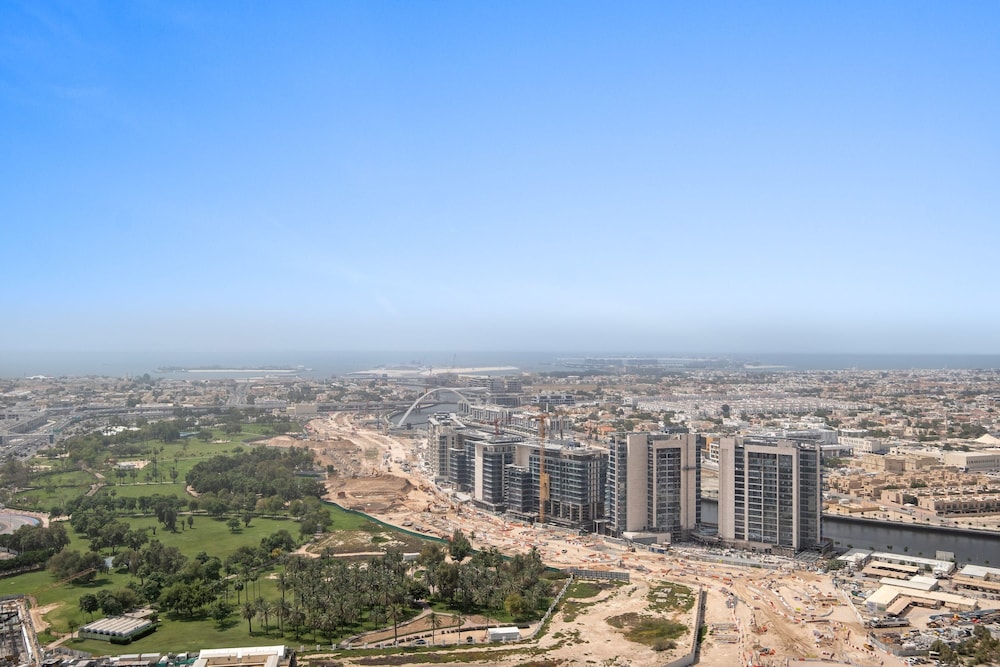Silkhaus New High Floor Studio Aykon City