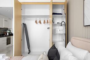Silkhaus New High Floor Studio Aykon City