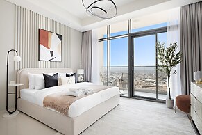 Silkhaus New High Floor Studio Aykon City