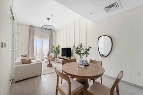 Silkhaus Cozy 2 BR Full Amenities