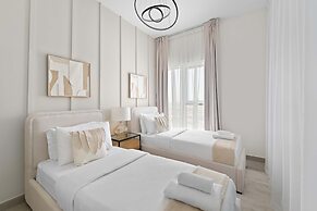 Silkhaus Cozy 2 BR Full Amenities