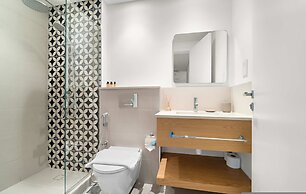 Silkhaus Cozy 2 BR Full Amenities