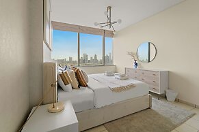 Silkhaus Expansive 2bdr in Sky Gardens Difc