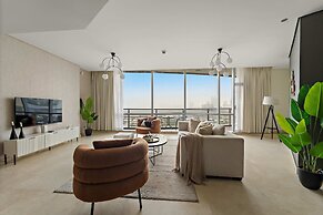 Silkhaus Expansive 2bdr in Sky Gardens Difc