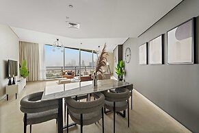 Silkhaus Expansive 2bdr in Sky Gardens Difc
