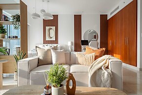 Silkhaus Entrepreneur Work Stay Studio in Difc