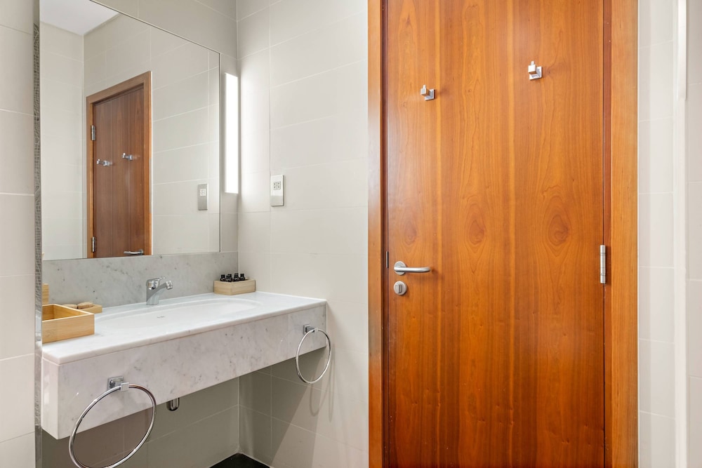 Silkhaus Entrepreneur Work Stay Studio in Difc