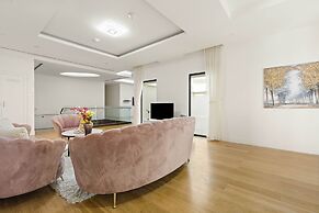 Silkhaus 64floor PH Ballroom Hall Private Pool