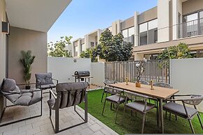 Silkhaus Spacious 3bdr Maid Tilal Al Ghaf