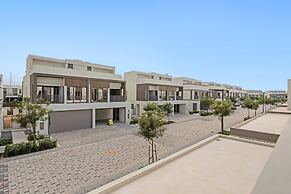 Silkhaus Spacious 3bdr Maid Tilal Al Ghaf