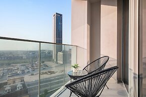Silkhaus Modern 1 BDR Forte Tower Downtown