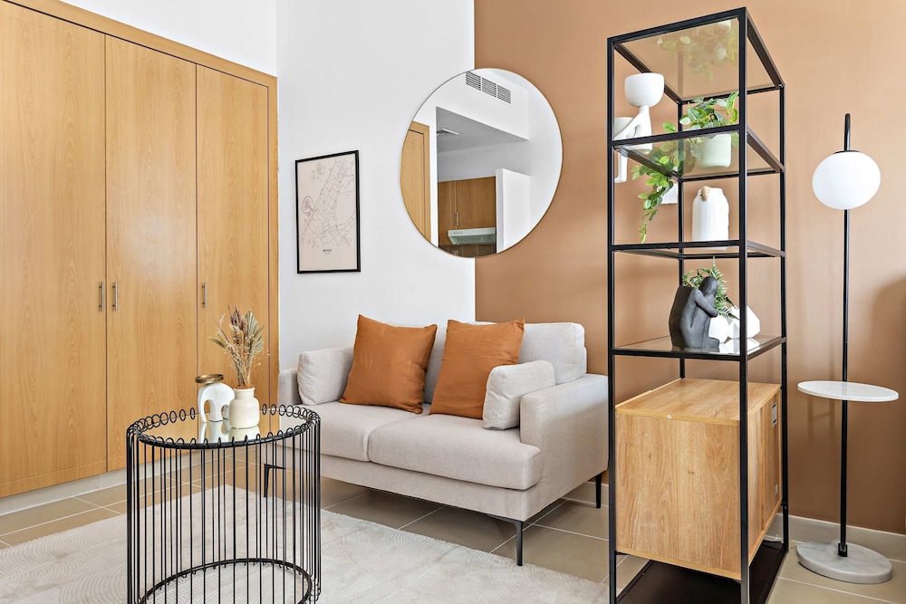 Silkhaus Stylish Studio ASB Tower Pool Gym