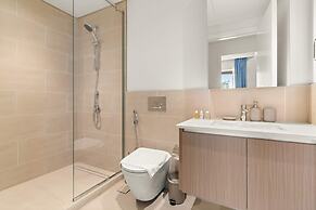 Silkhaus Chic 1BR Creek Beach Grove Pool View