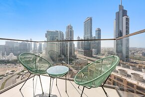 Silkhaus Stylish 1BR Pool Gym Burj Crown
