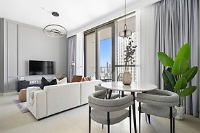 Silkhaus High Floor w View Downtown Views
