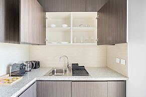 Silkhaus High Floor w View Downtown Views