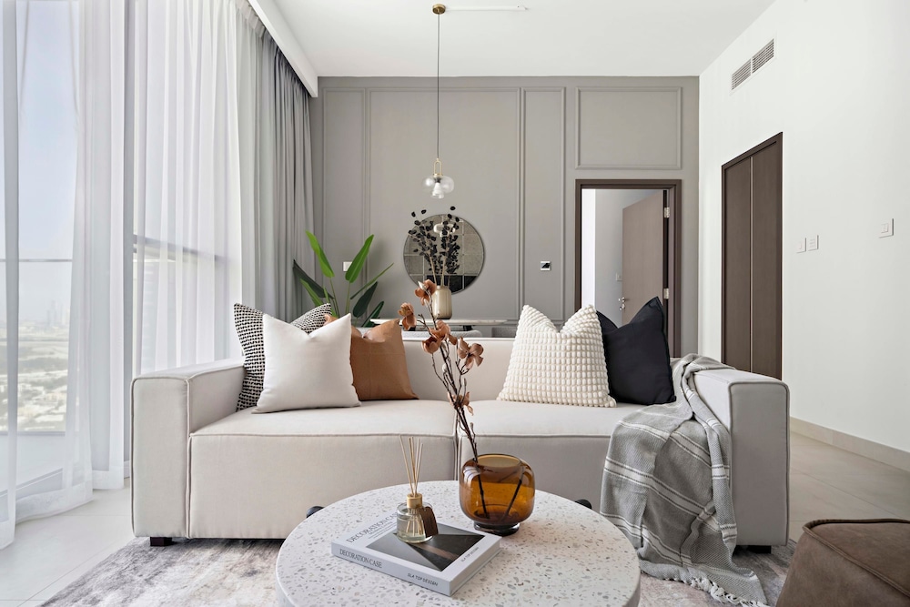 Silkhaus High Floor w View Downtown Views