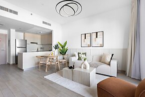 Silkhaus Unique Deal Modern 2bdr Canal View