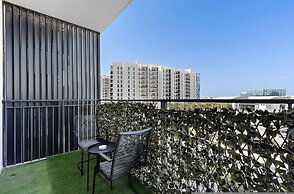 Silkhaus Unique Deal Modern 2bdr Canal View