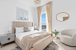 Silkhaus Lavish 3BR Maid Yas Island