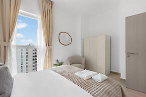 Silkhaus Lavish 3BR Maid Yas Island